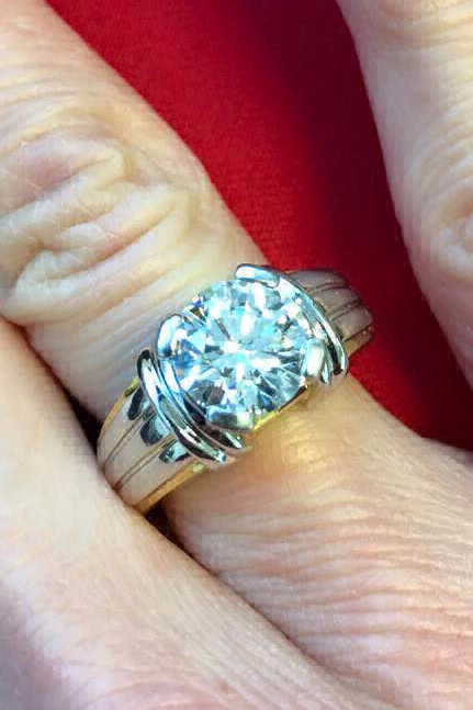Custom Jewelry Design by Professional master goldsmith in gold, platinum, with gemstones and diamonds. Custom Jewelry Design by Professional master goldsmith in gold, platinum, with gemstones and diamonds.